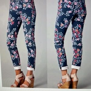 Citizens of Humanity Floral Print Jeans. Size 29